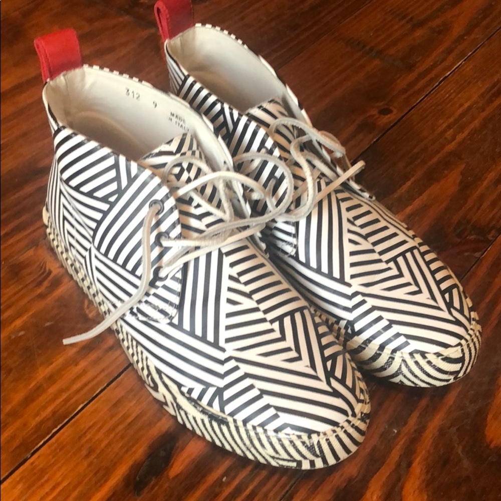 Del Toro Chukka 10 Year Anniversary Sneaker 9 RARE